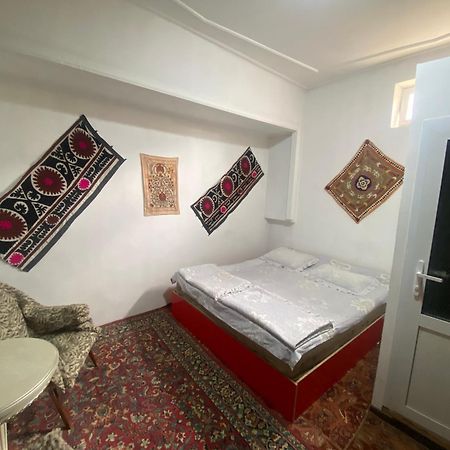 סמרקנד Ozod Guest House מראה חיצוני תמונה