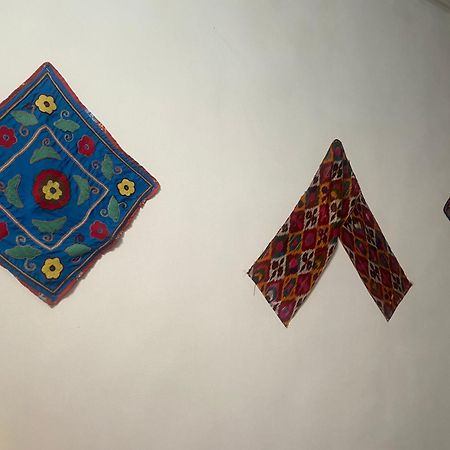 סמרקנד Ozod Guest House מראה חיצוני תמונה